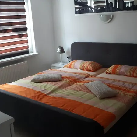 Dachstuebchen An Der Oder *